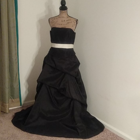 🌹Private Collection Women's Formal Gown | Sz 12 - Picture 1 of 9